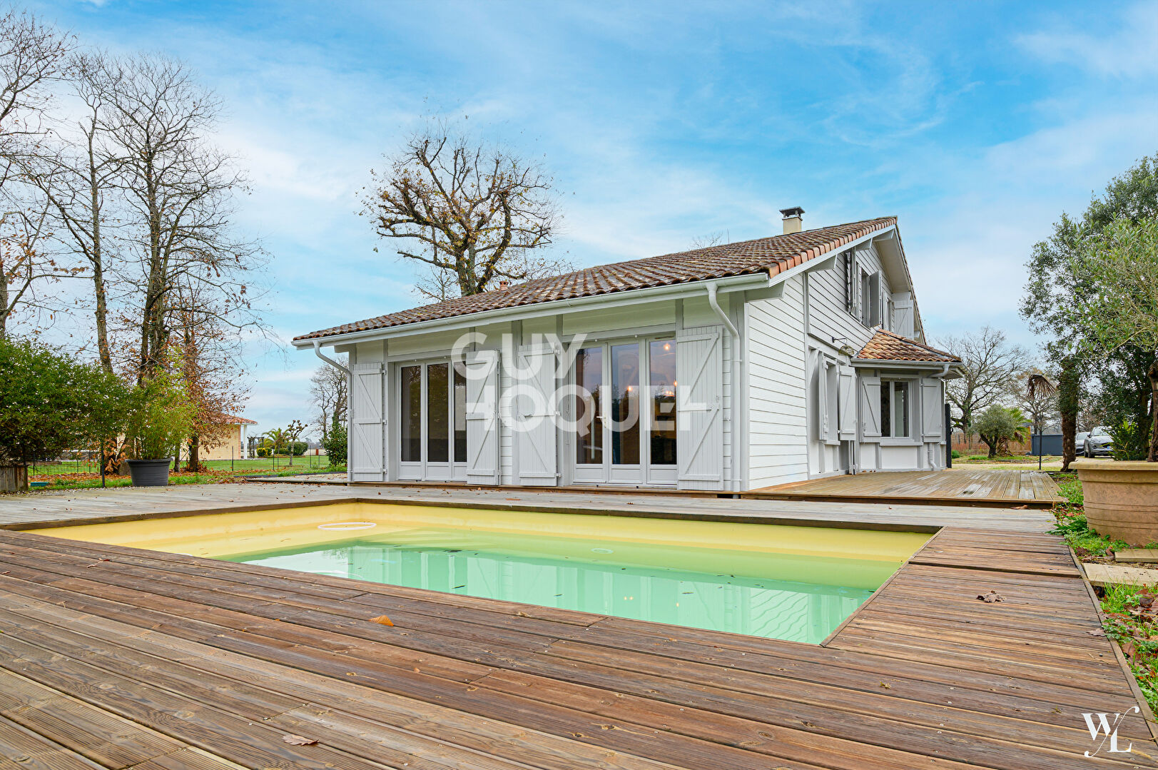 Maison de 165 m², 3 chambres et piscine