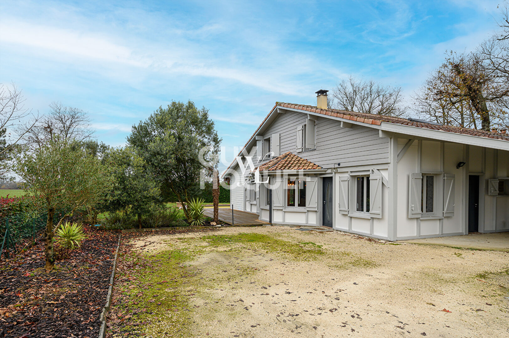 Maison de 165 m², 3 chambres et piscine