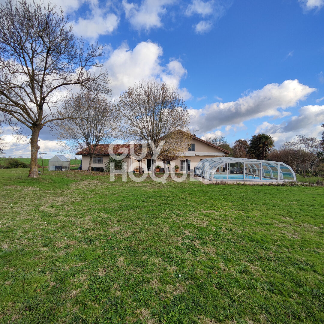 Maison de maître de 232 m2, 5chambres sur 2 hectares