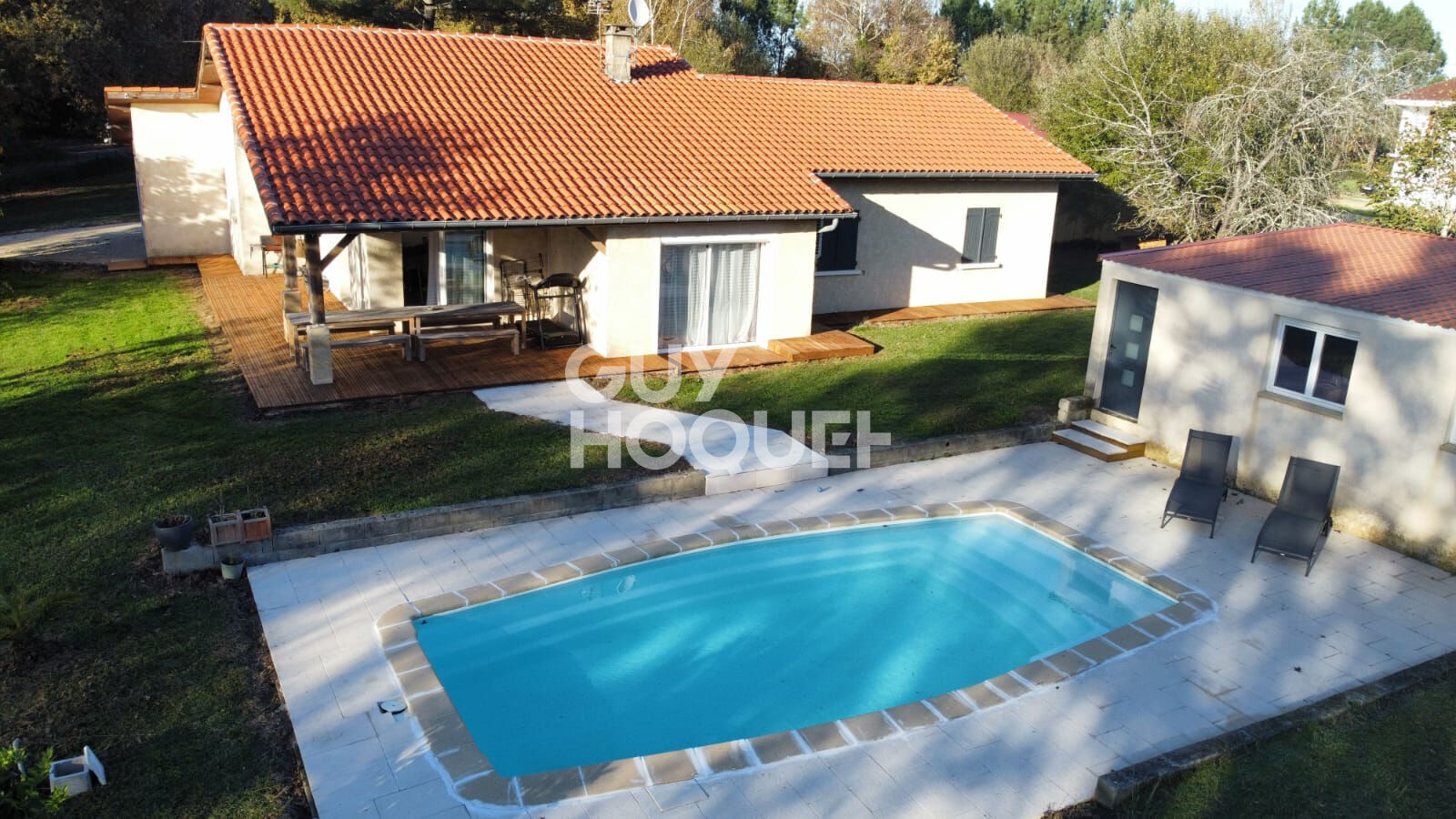 Maison familiale de plain-pied avec piscine ? Gabarret (40310)