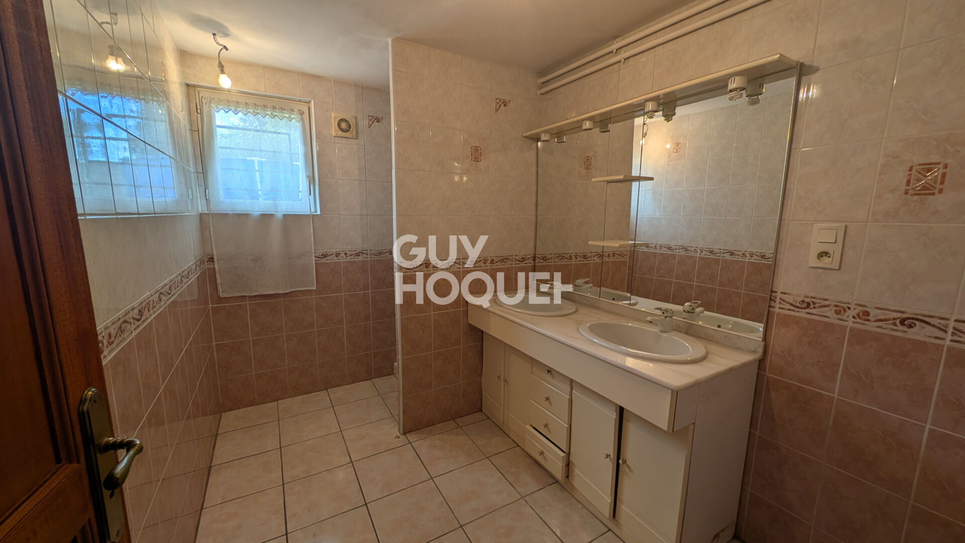 Grande maison familiale à fort potentiel