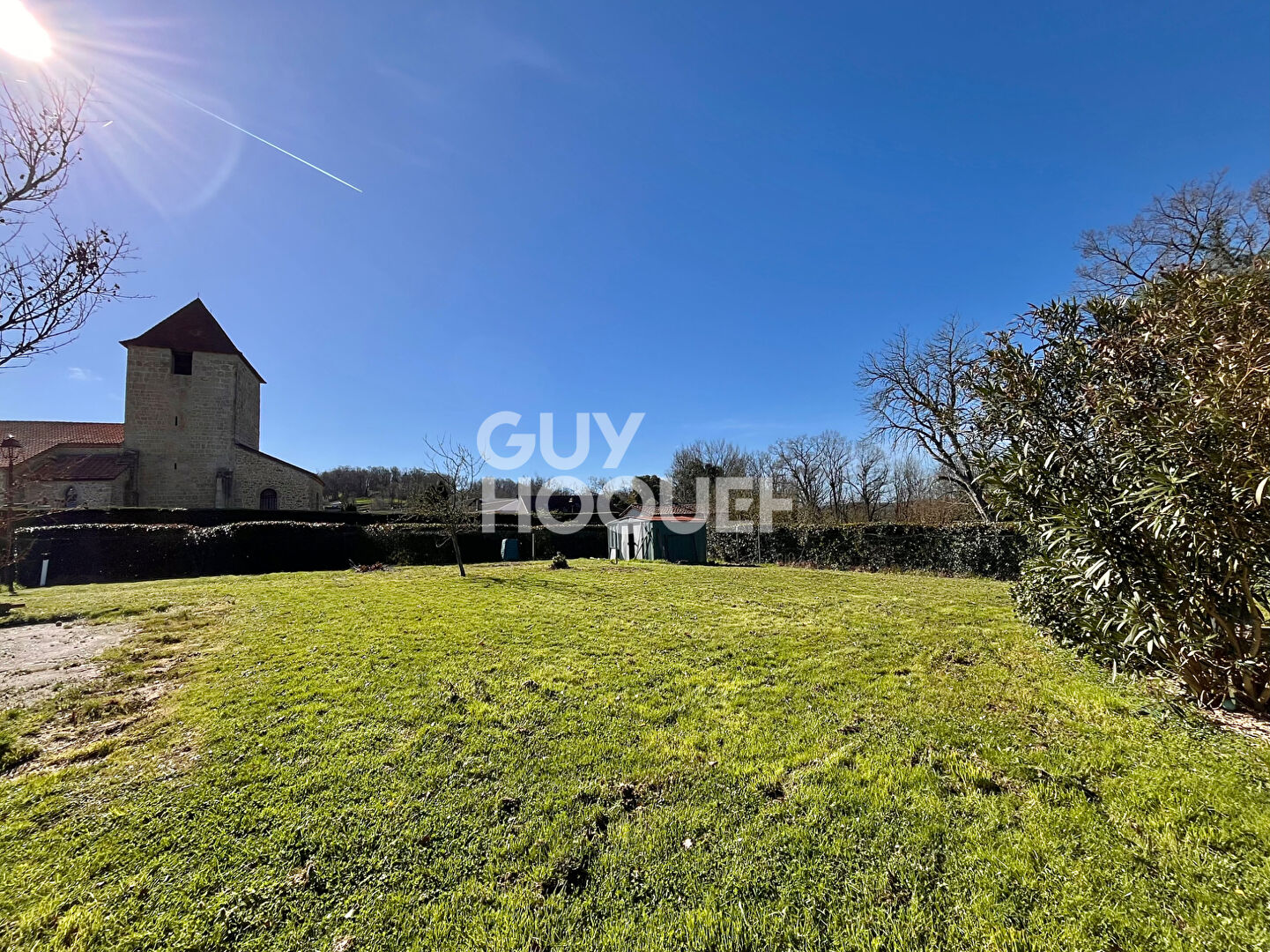 DPE A ! Maison de plain-pied, 4 chambres, un double garage