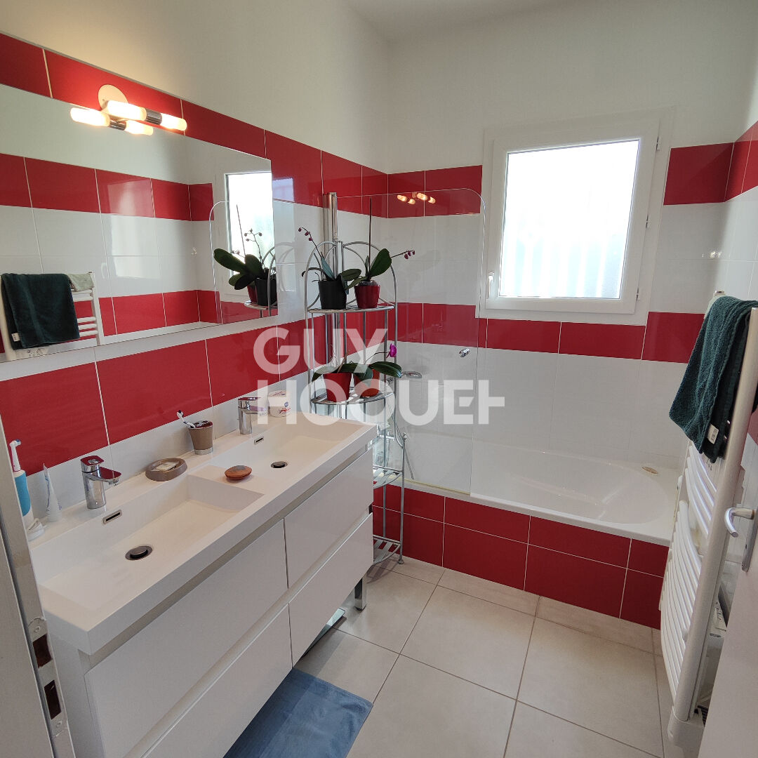 Maison contemporraine de 107m², 3 chambres et garage