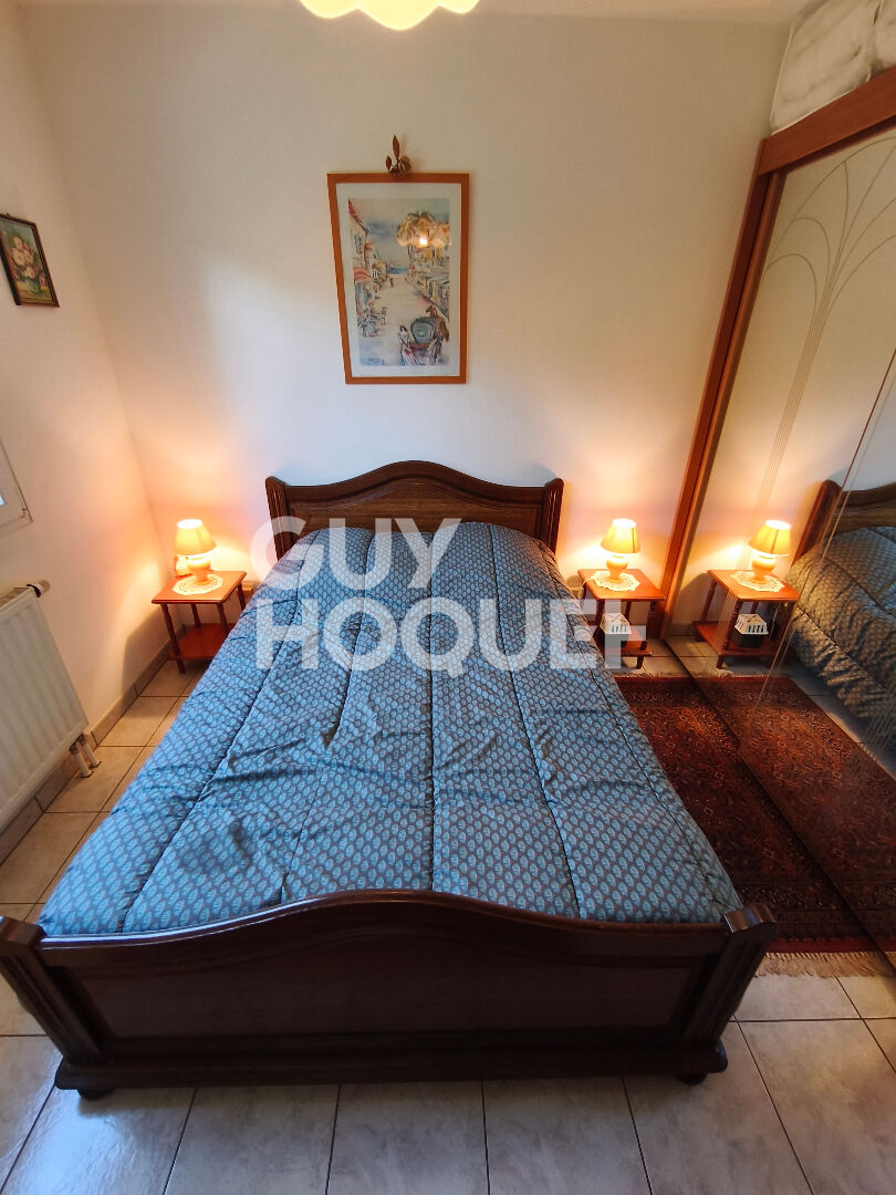 Coquuette maison de 82 m2, 2 chambres ,veranda et garage