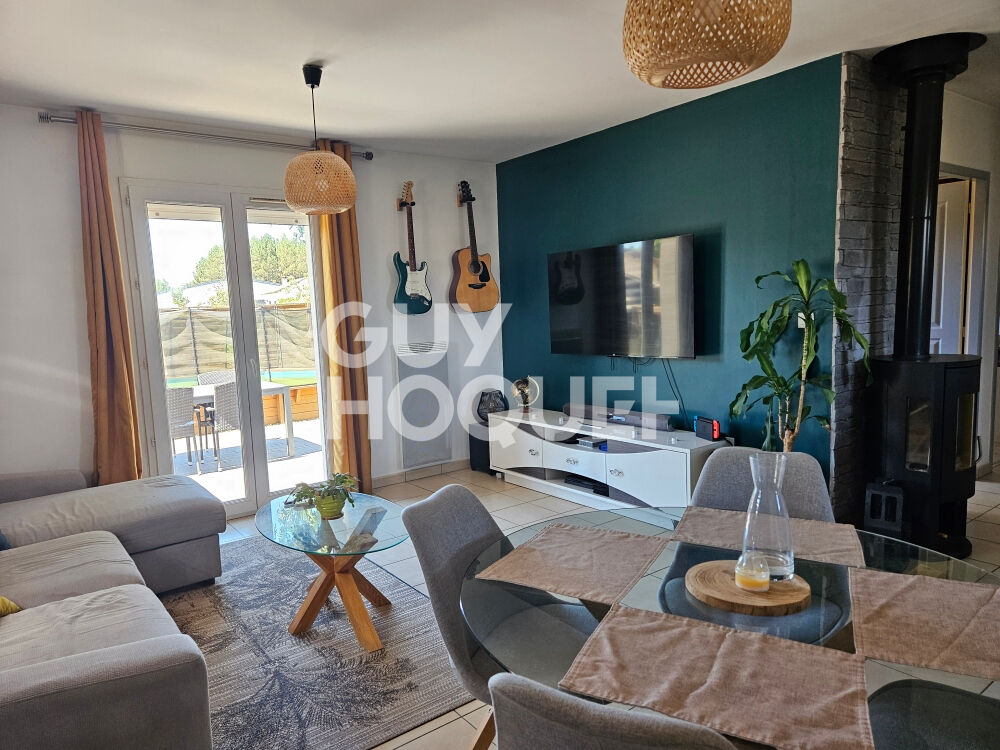 Jolie maison contemporaine de plain-pied avec piscine - Saint-Martin-d'Oney