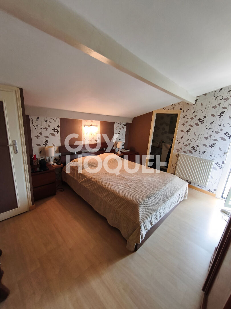 Maison 145 m2, 3 chambres, garage et piscine