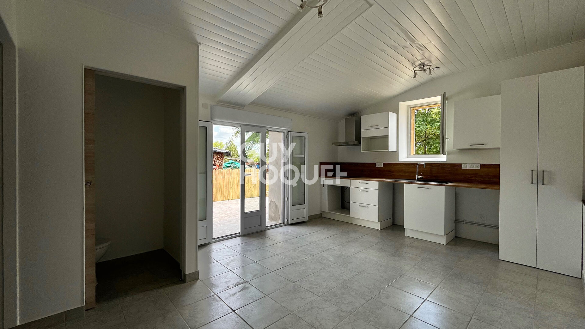 Appartement en rez-de-chaussée, une chambre, un jardin