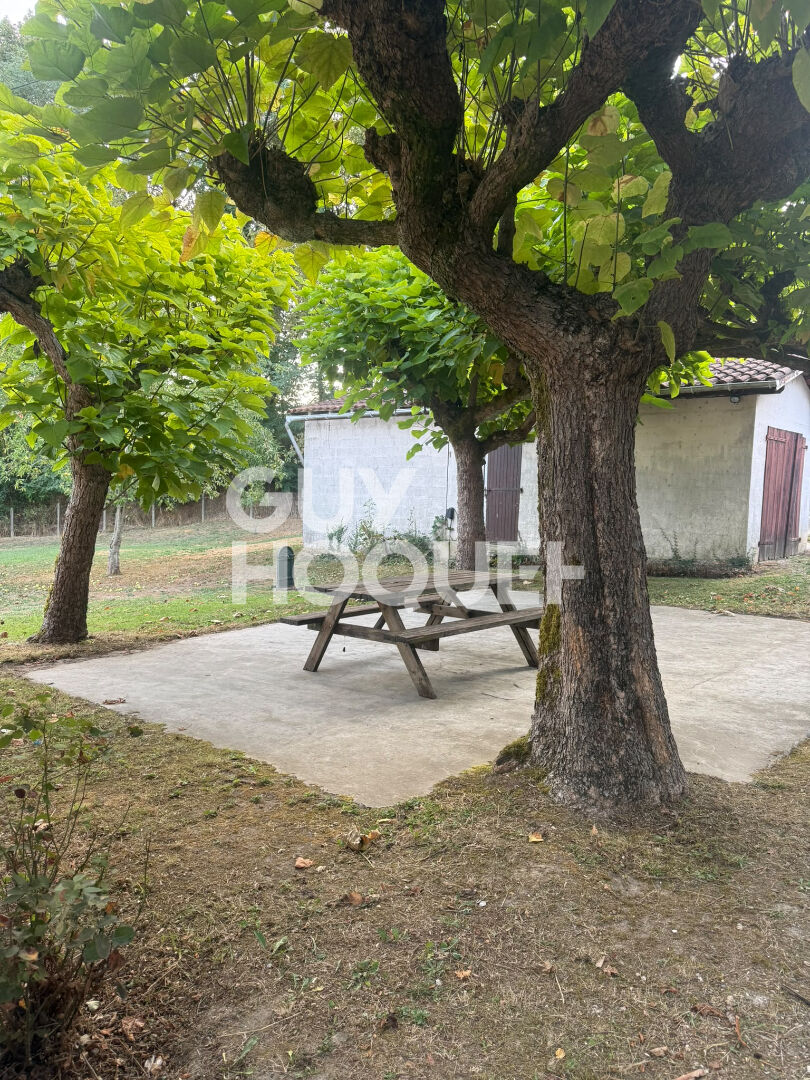 Maison Mazerolles 4 pièce(s) 62.75 m2