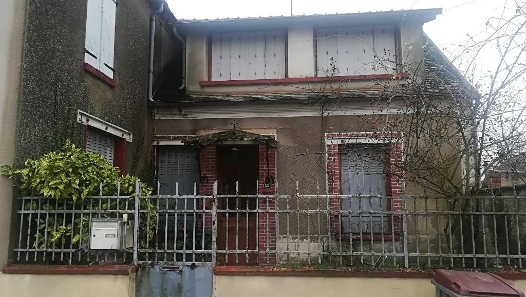 À vendre, maison d'environ 100 m², 5 pièces à BAZOCHES-LÈS-BRAY (77118).
