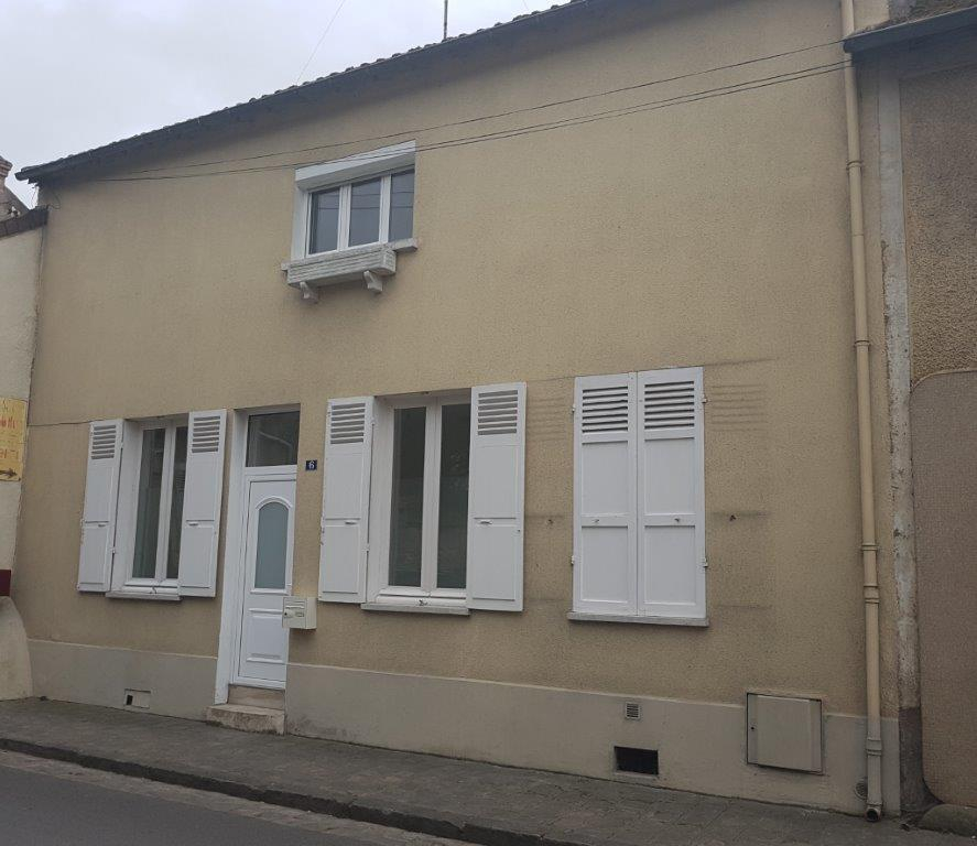 Maison de ville à Bourron Marlotte - 3 chambres -