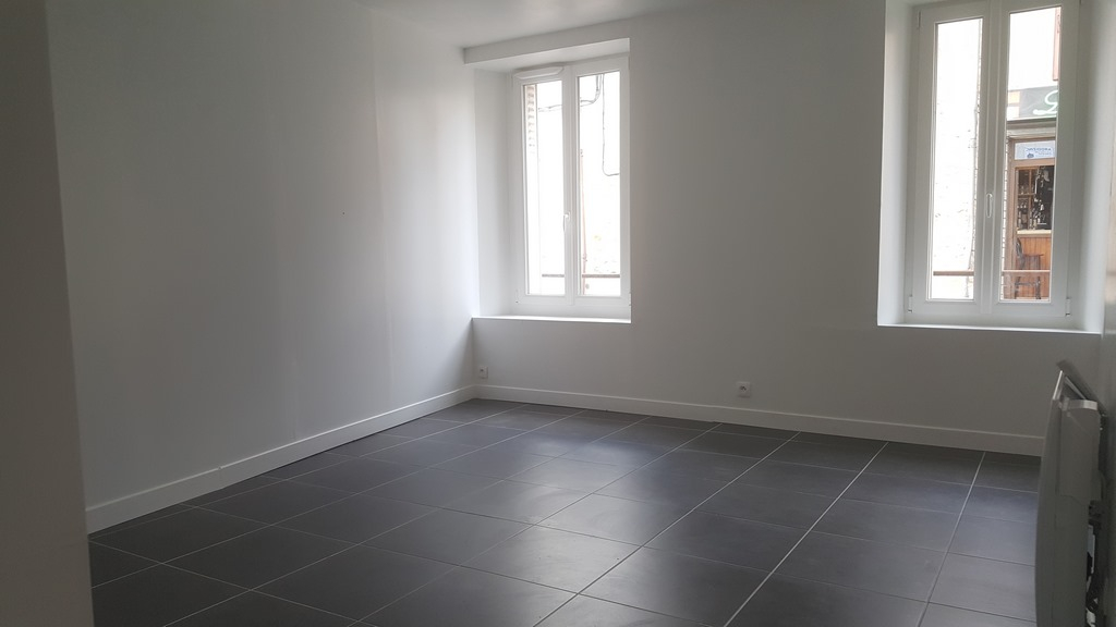 À vendre, maison d'environ 59 m², 2 pièces à NEMOURS (77140).