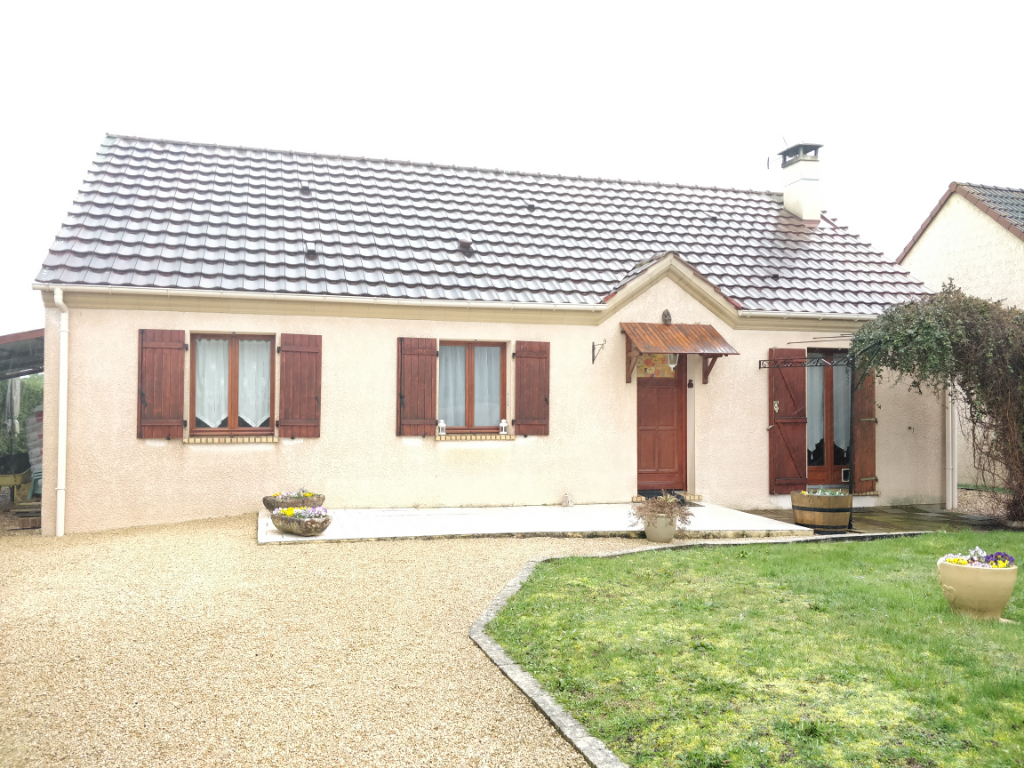 À vendre à CHEVRY EN SEREINE (77710), maison de 90 m².