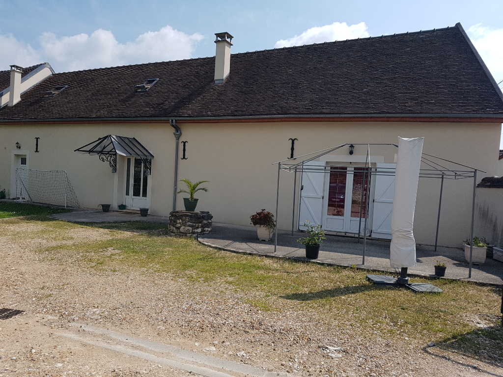 Maison Montigny Lencoup 5 pièce(s) 154.02 m2
