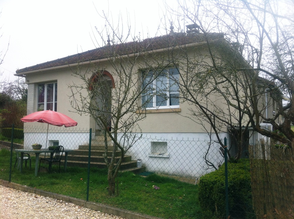 Proche montereau 77130