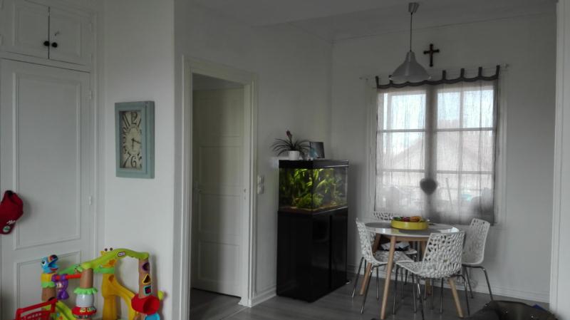 À vendre, appartement d'une surface habitable de 64,54 m², 4 pièces à Montereau Fault Yonne (77130).