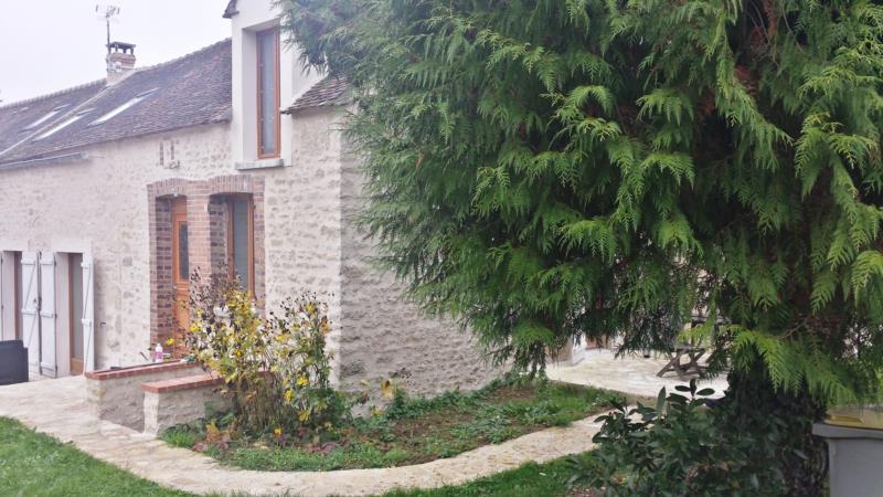 10 MINUTES DE NEMOURS