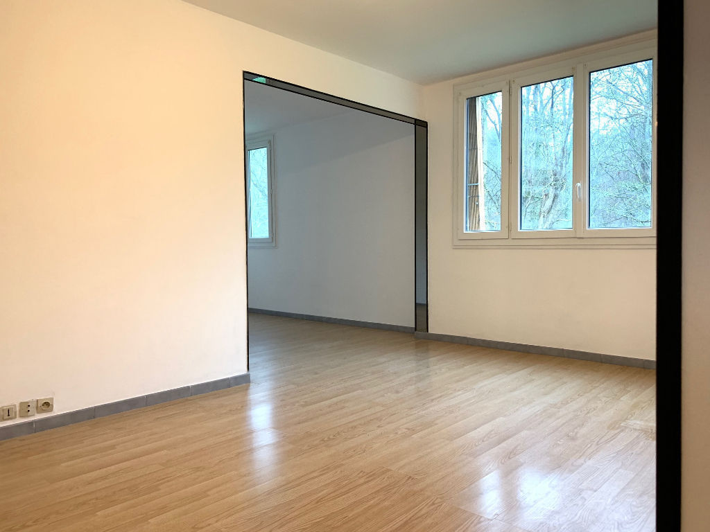 Appartement 4 pièces de 63,32 m² à vendre à AVON (77210).