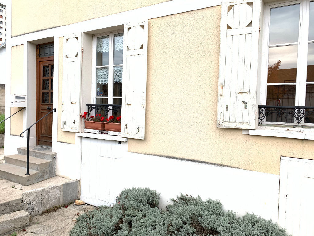 Appartement Avon 3 pièce(s)