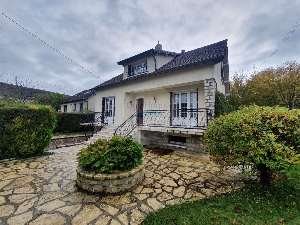 Pavillon 3 chambres avec sous-sol total