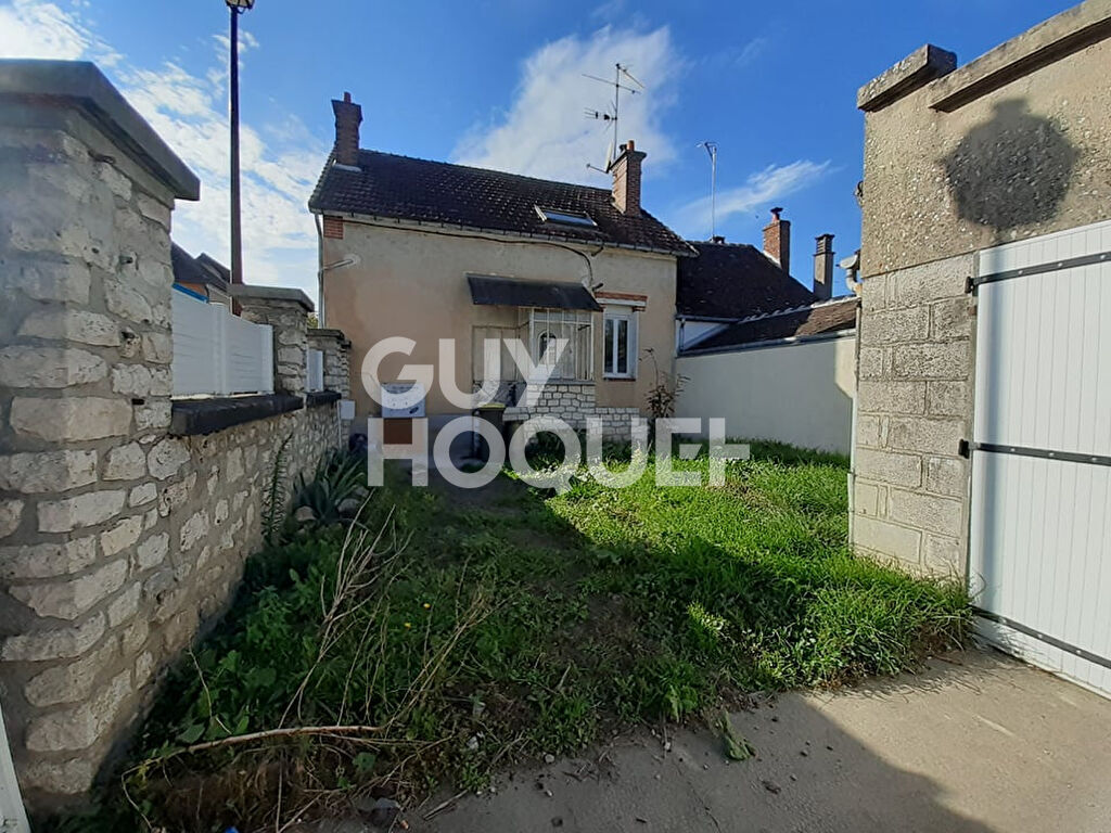 en plein centre ville de Dordives (45680)