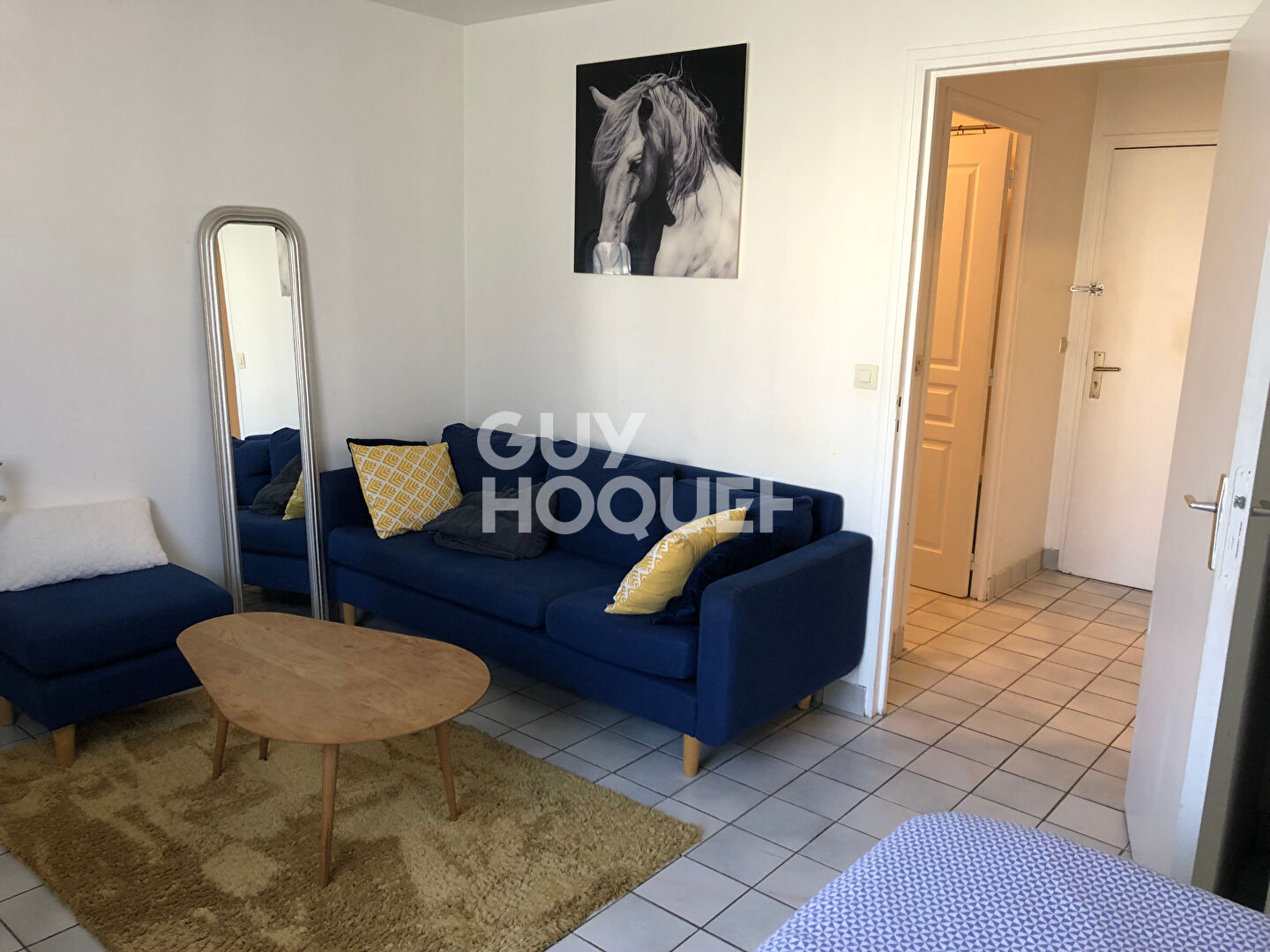 APPARTEMENT F1  FONTAINEBLEAU