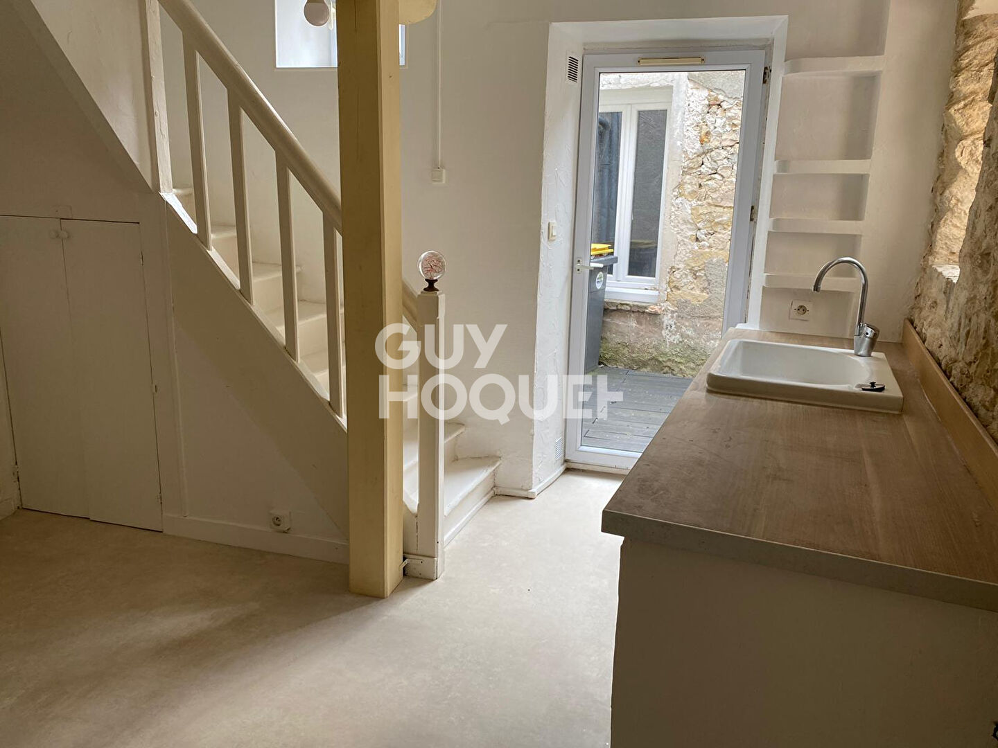 MORET SUR LOING : maison 3 pièces (81 m²) à louer