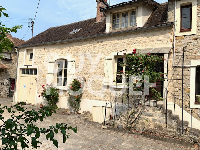 Maison en pierre BOURRON-MARLOTTE