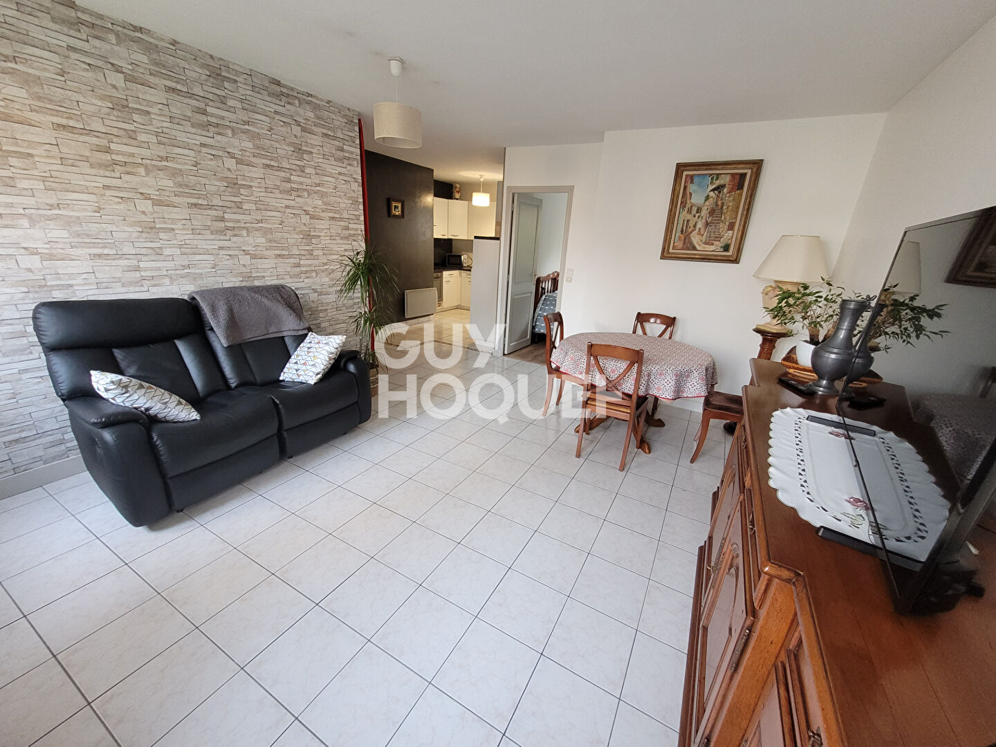 CENTRE VILLE MONTLHERY Appartement 2 pièces avec JARDIN