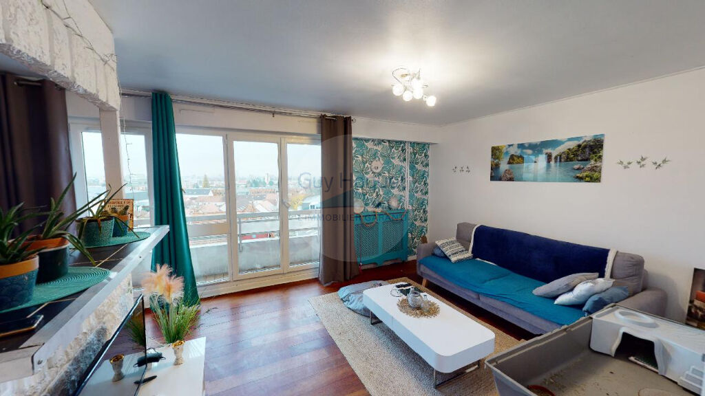 Appartement 2 pièce(s) avec grand balcon