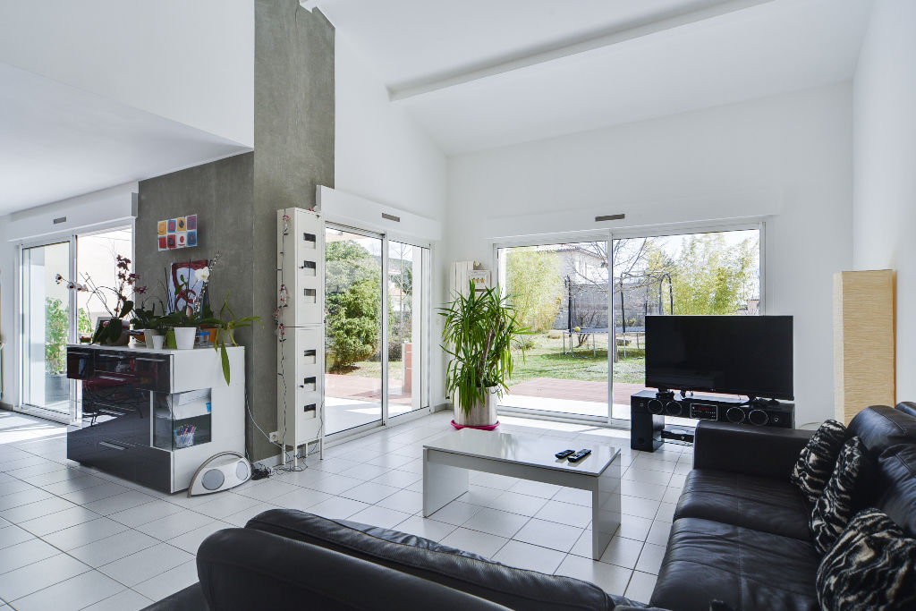 Maison 5 pièces contemporaine de charme