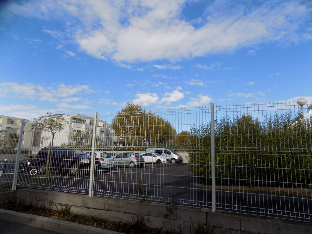 Parking à louer Millénaire