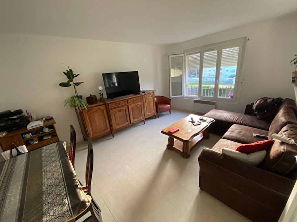 Appartement d'environ 85 m2 situé à Saint Mammes disposant de 3 chambres