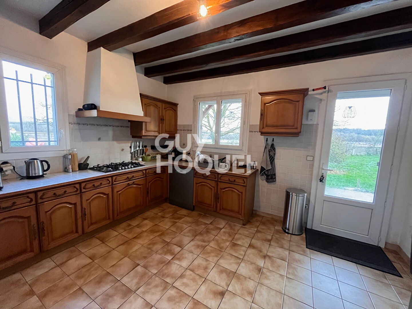 Maison individuelle de 169 m²  avec 4 chambres érigée sur un terrain de 2500m²