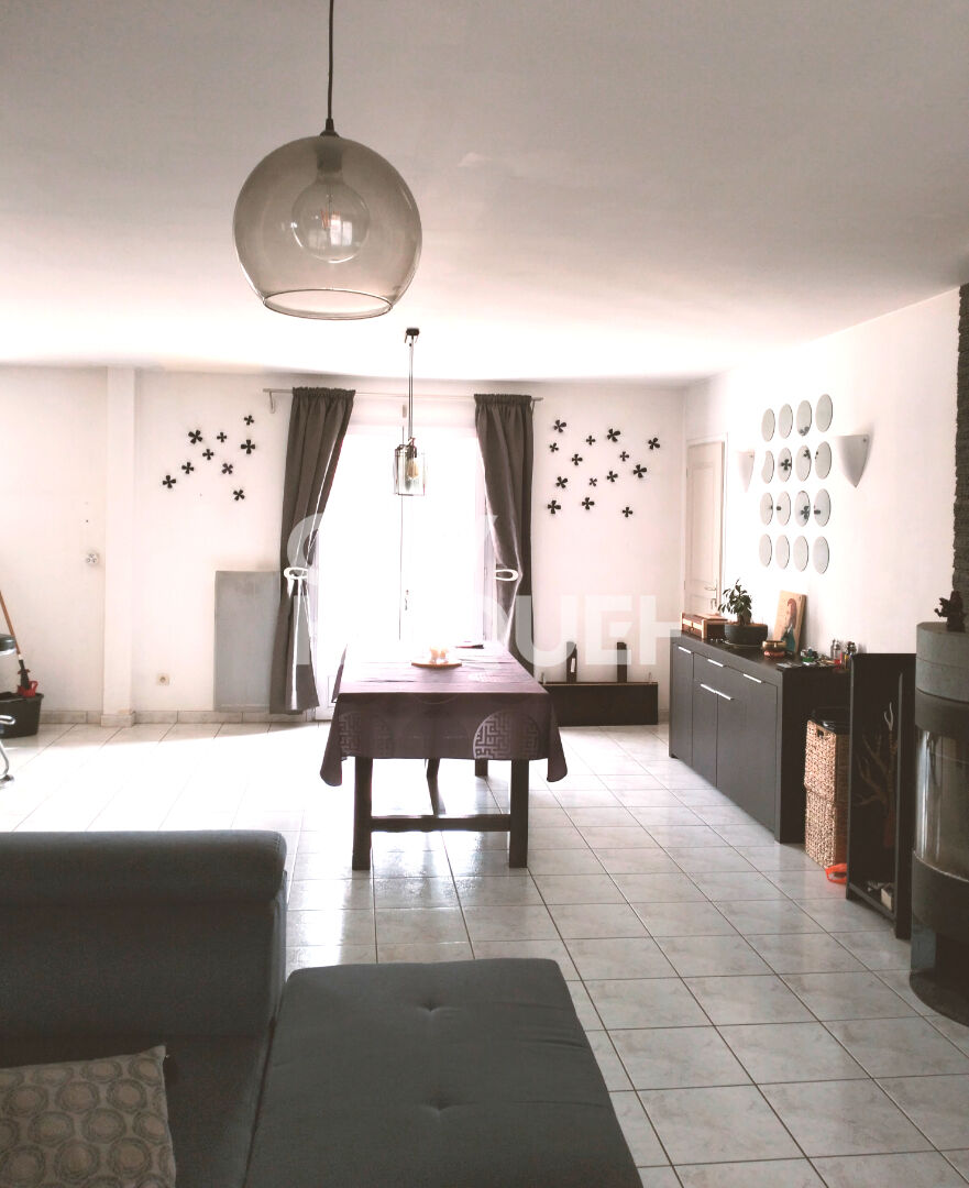 Maison familiale 8 pièces à Vernou