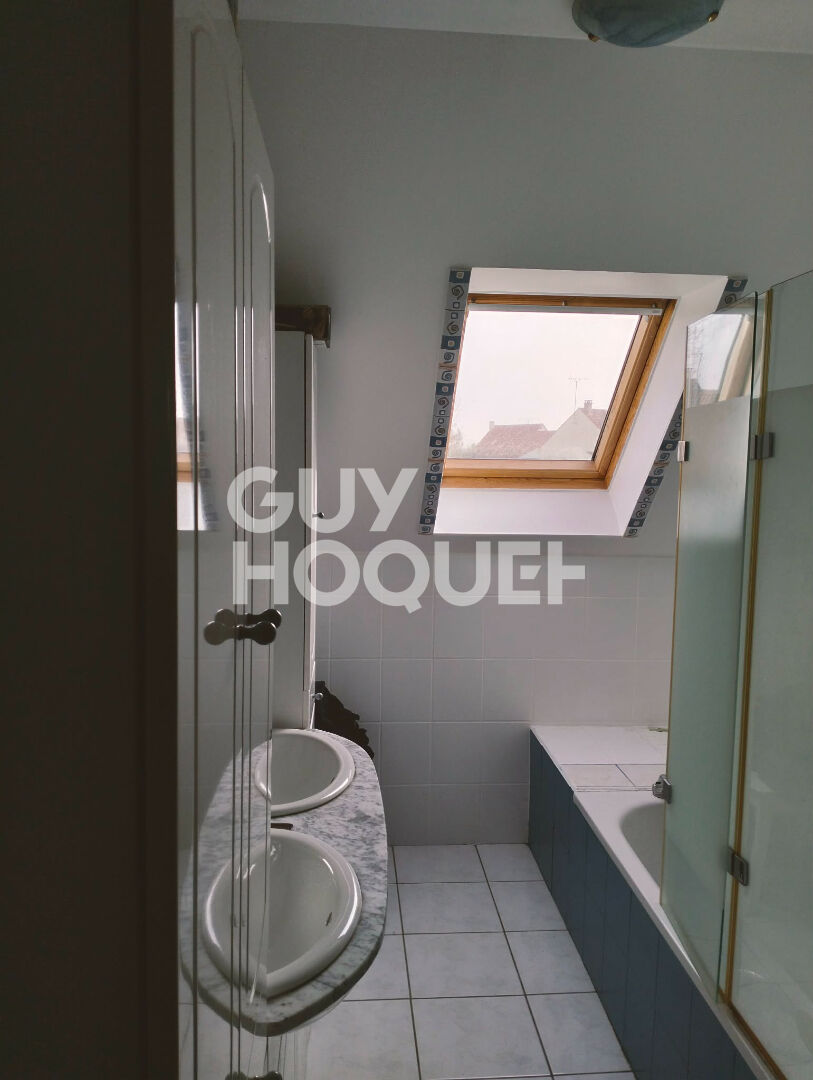 Maison familiale 8 pièces à Vernou