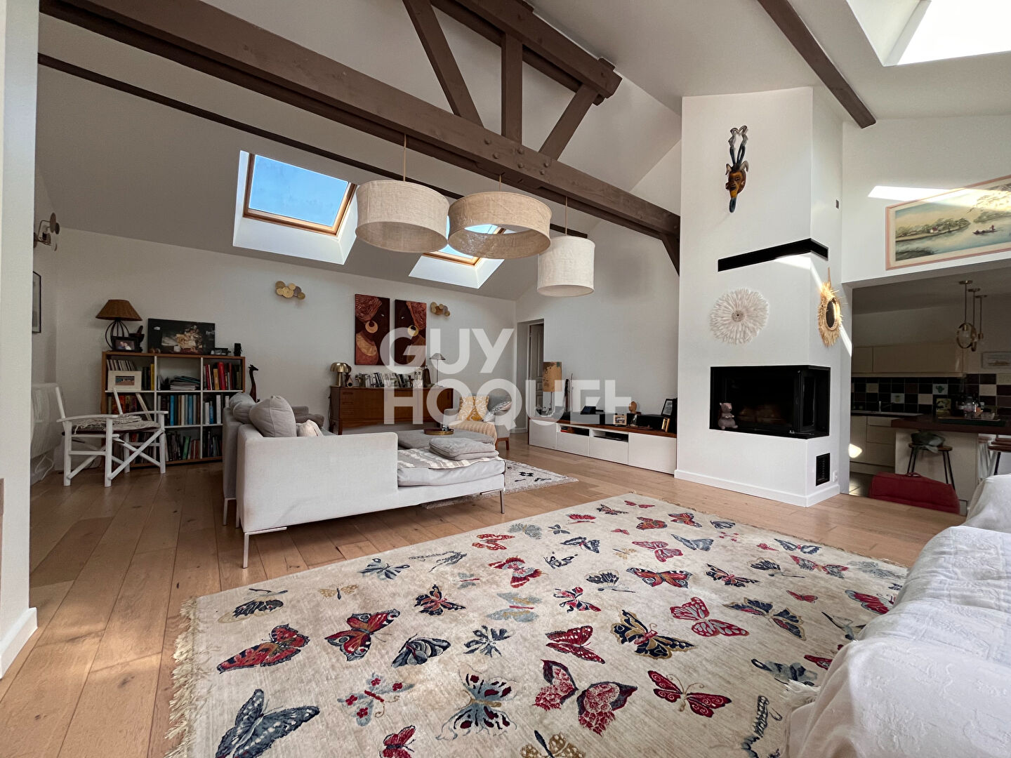 Maison  de plain-pied 5 pièce(s) 137,54 m2 avec piscine  et un chalet d'habitation de 37.92m² sur terrain de 1480m²