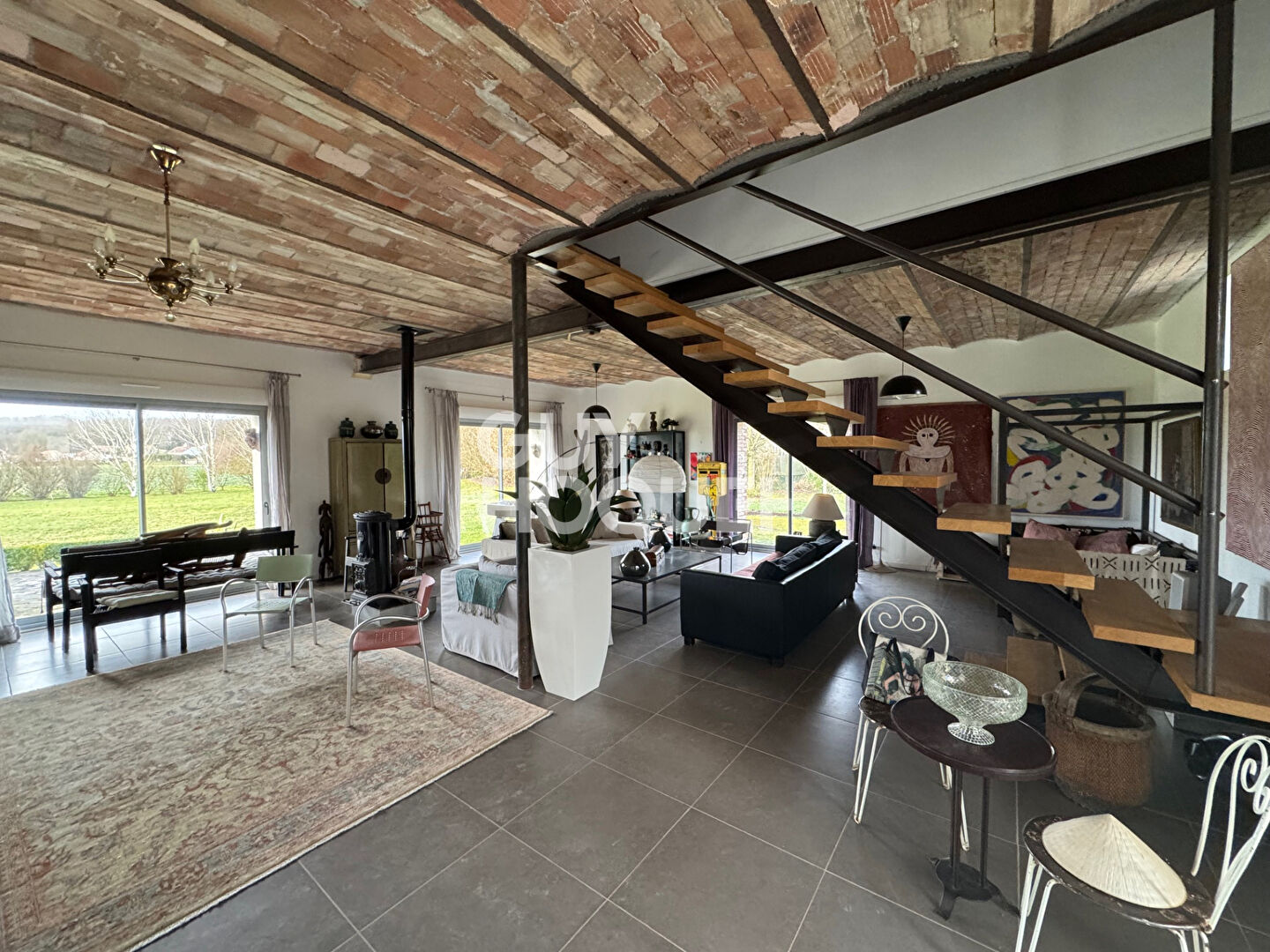 Longère à Villethierry 5 pièce(s) 257 m2 avec 4100 m2 de terrain