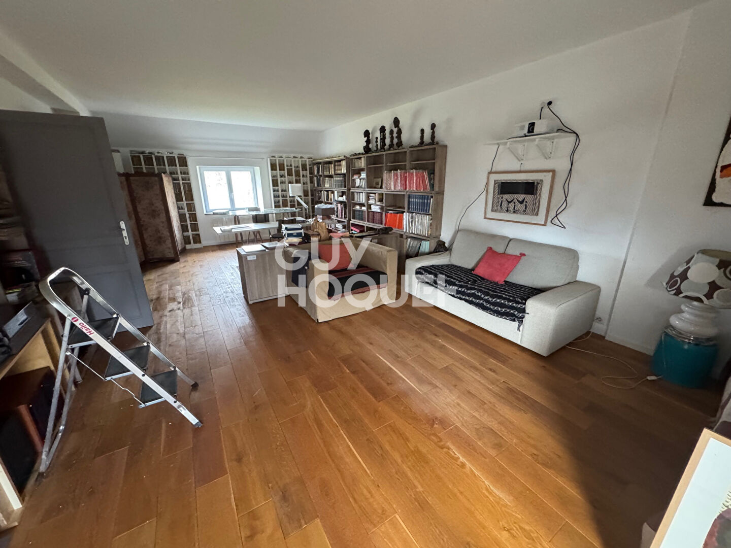 Longère à Villethierry 5 pièce(s) 257 m2 avec 4100 m2 de terrain