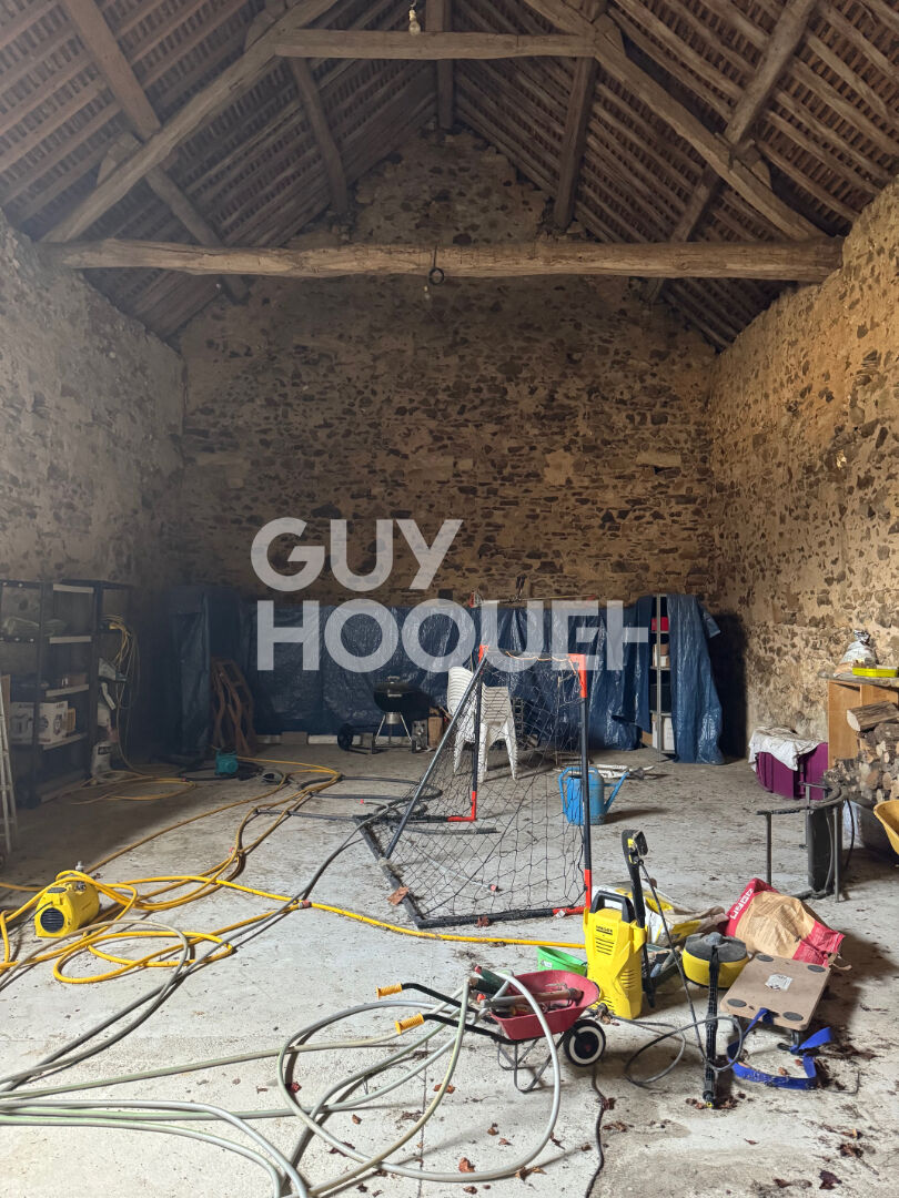 Longère à Villethierry 5 pièce(s) 257 m2 avec 4100 m2 de terrain