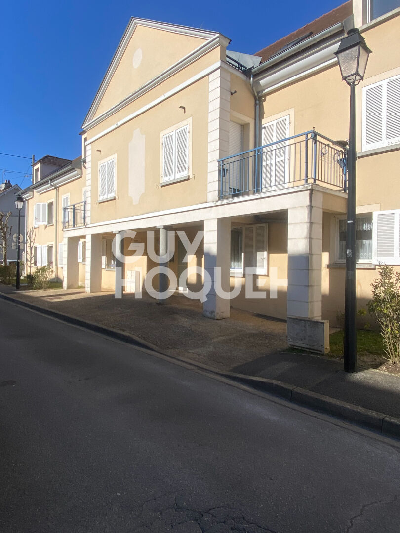 Appartement Moret Sur Loing 3 pièce(s) 72 m2 RDC avec terrasse