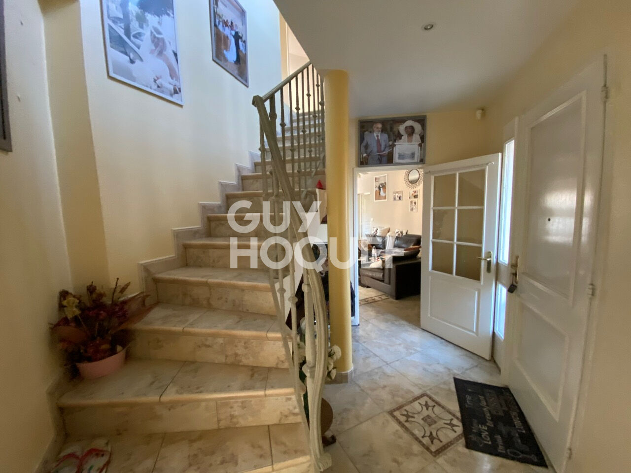 Maison atypique 8 pièces - VENEUX LES SABLONS