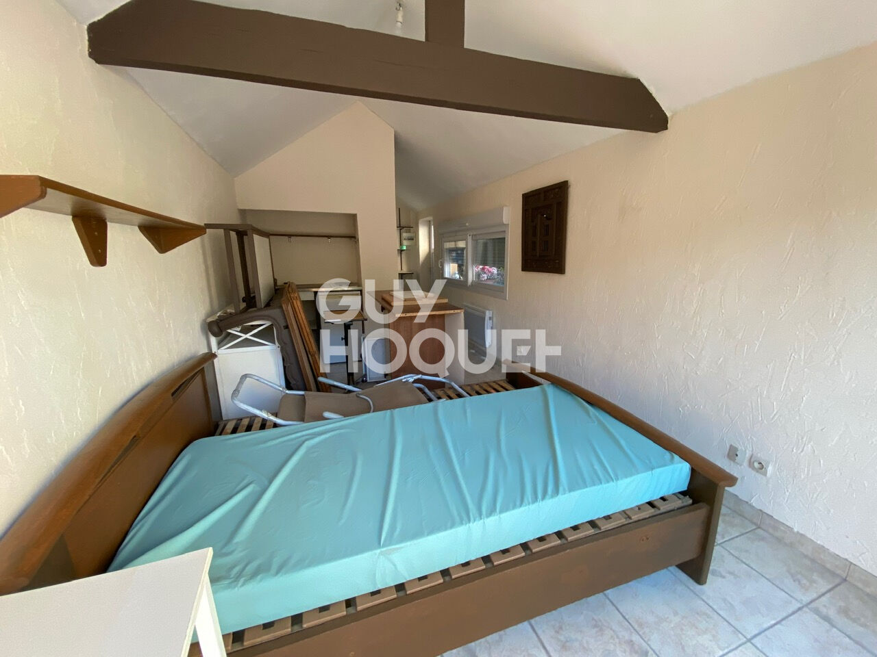 Maison atypique 8 pièces - VENEUX LES SABLONS