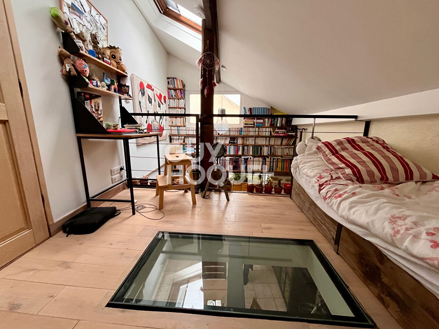 Maison  5 pièces  173 m2  avec garage sur une parcelle de 475m² à Moret-sur-Loing