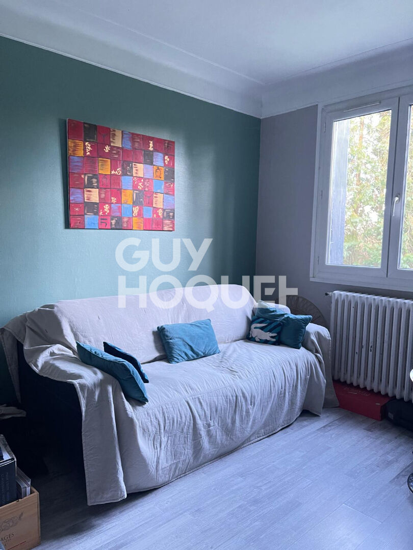 Maison  5 pièce(s) 144 m2 sur un terrain de 2278m²  à Moret-sur-loing