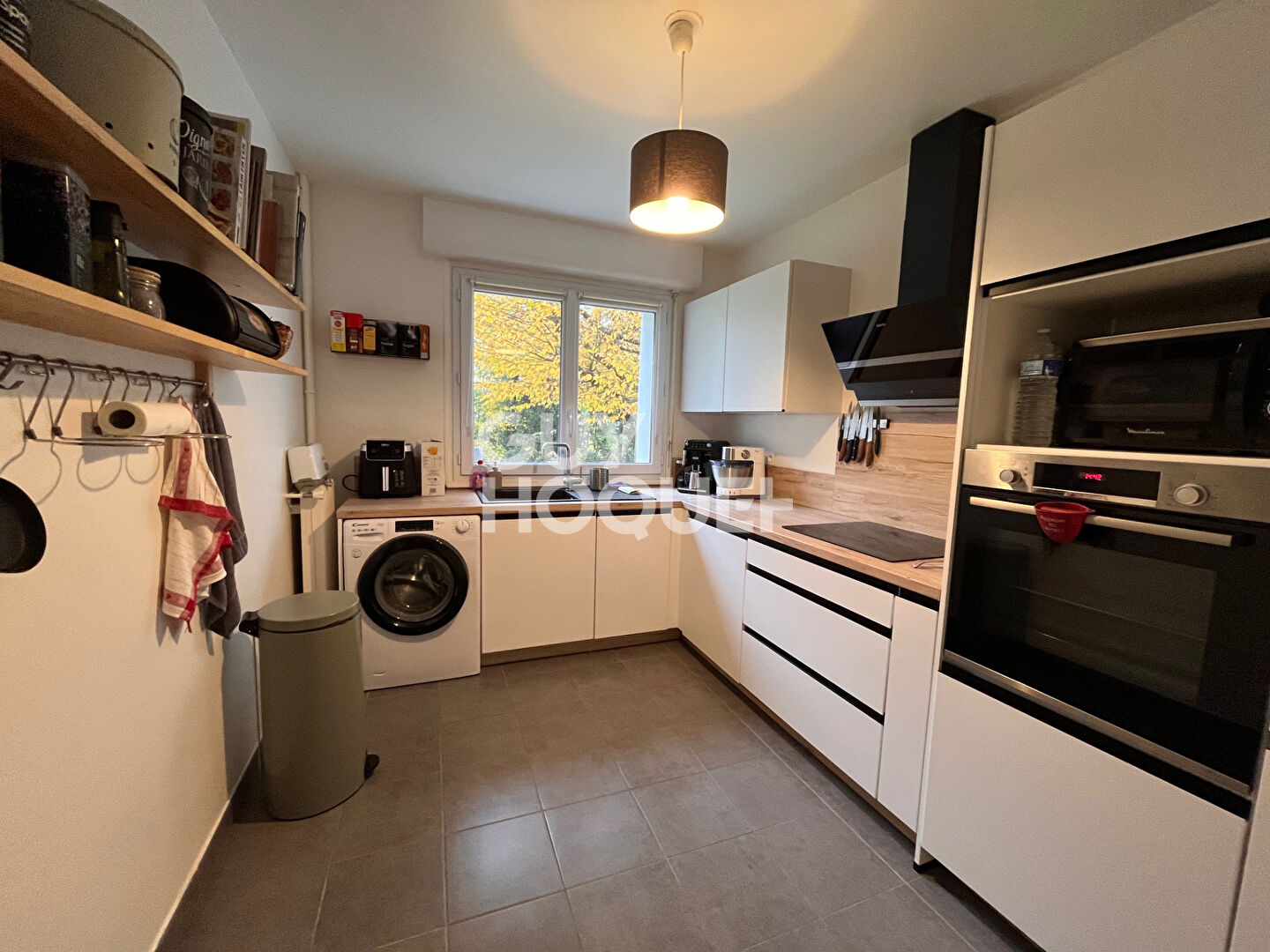 Appartement  3 pièce(s) 60 m2 entièrement rénové