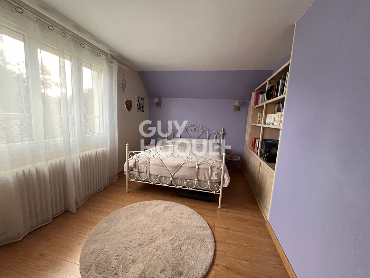 Maison 5 pièces sur un  terrain de 1300 m² avec piscine dans le charmant village de Dormelles