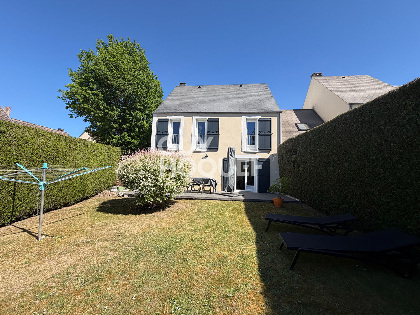 Maison  5 pièce(s) 115.5 m2  sur un terrain de 500 m²