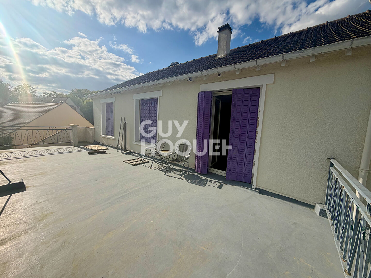 Maison  5 pièce(s) 160 m2 sur un terrain de 484m² à Veneux-les-Sablons