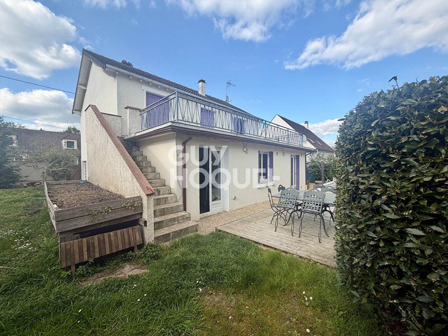 Maison  5 pièce(s) 160 m2 sur un terrain de 484m² à Veneux-les-Sablons