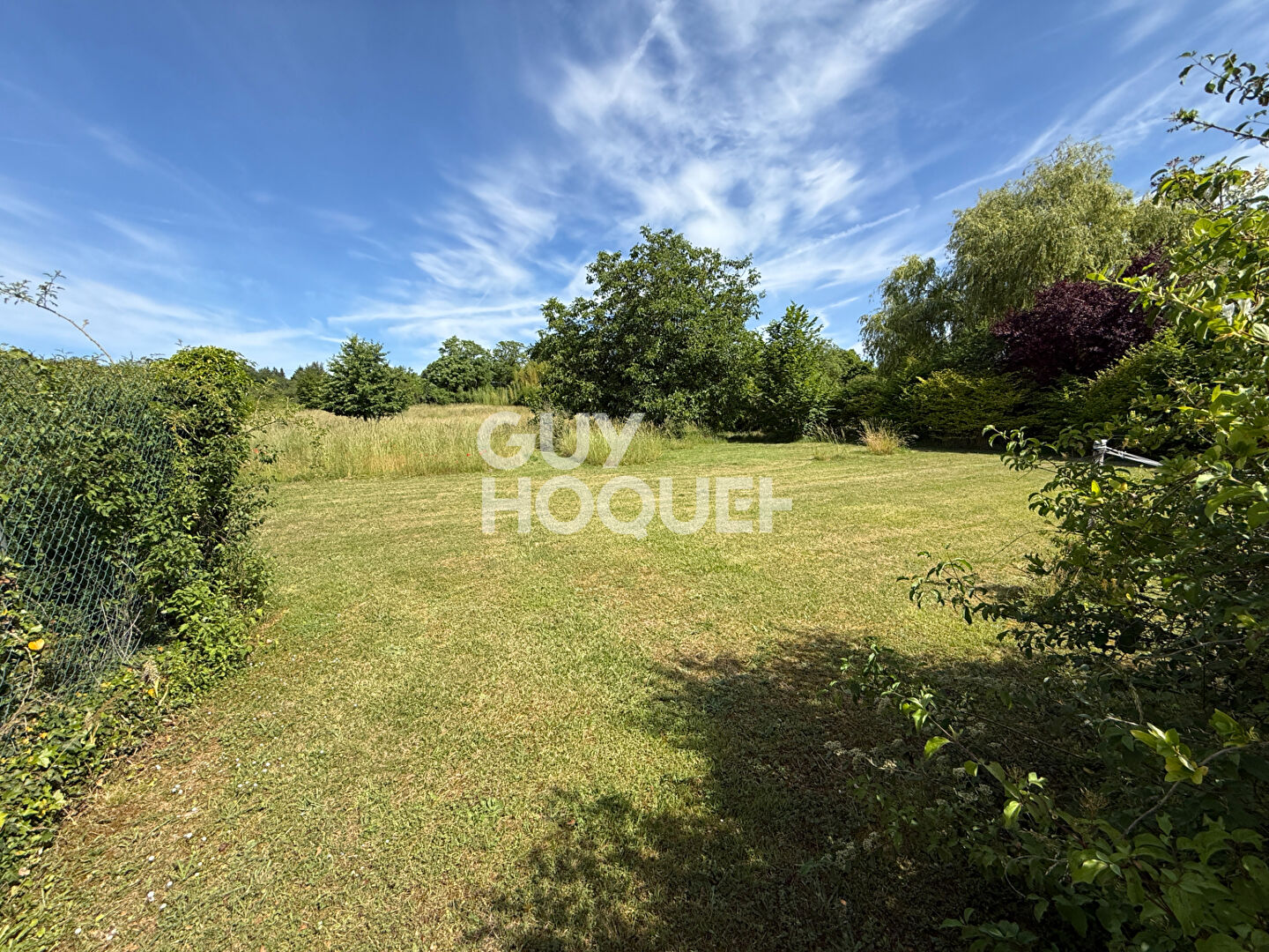 Maison familiale d'environ 170M2 à proximité de Montigny Sur Loing avec 6 chambres sur une parcelle de 2165 m2.